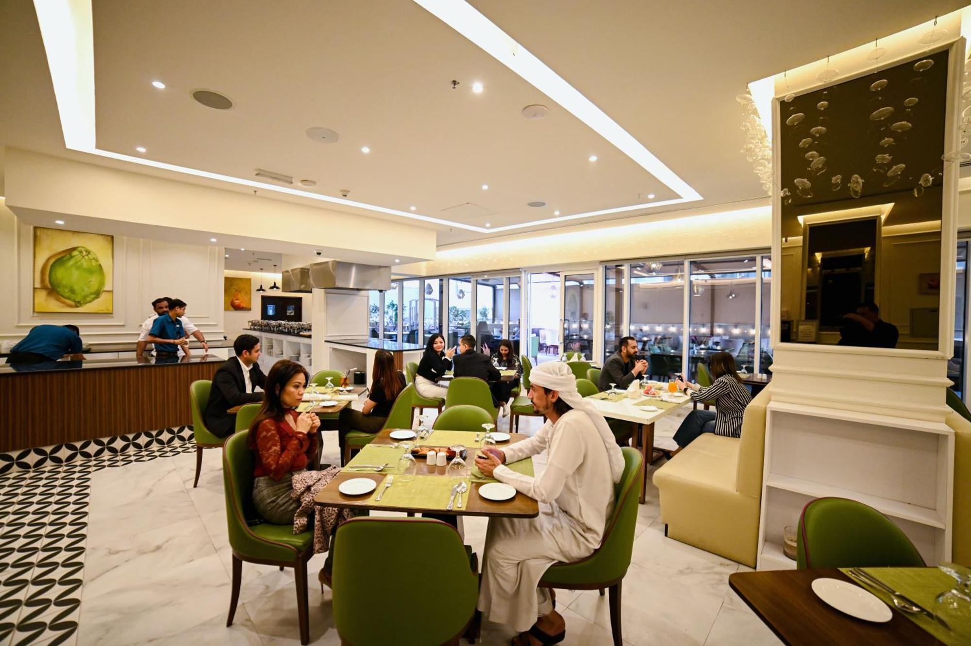 Seven Seas فندق 4*